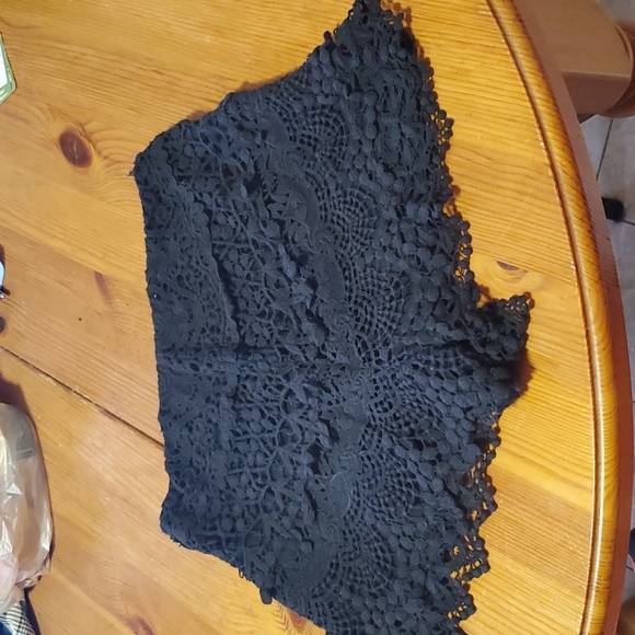 Kimchi Blue Pants - Kimchi Blur black skort size 4